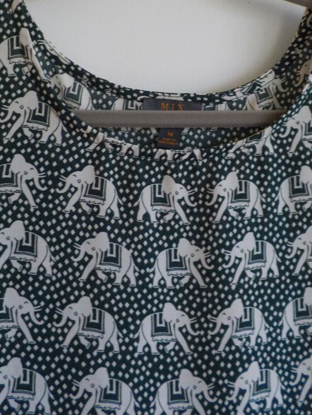 Mix by 41Hawthorn Blouse - Medium - Elephant - Green White 3/4 Sleeve (2x42)